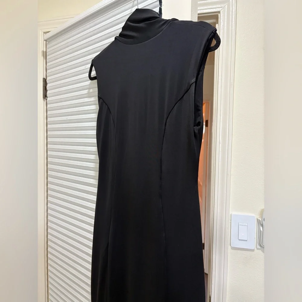 Meshki Wisteria Dress - Picture 9 of 10